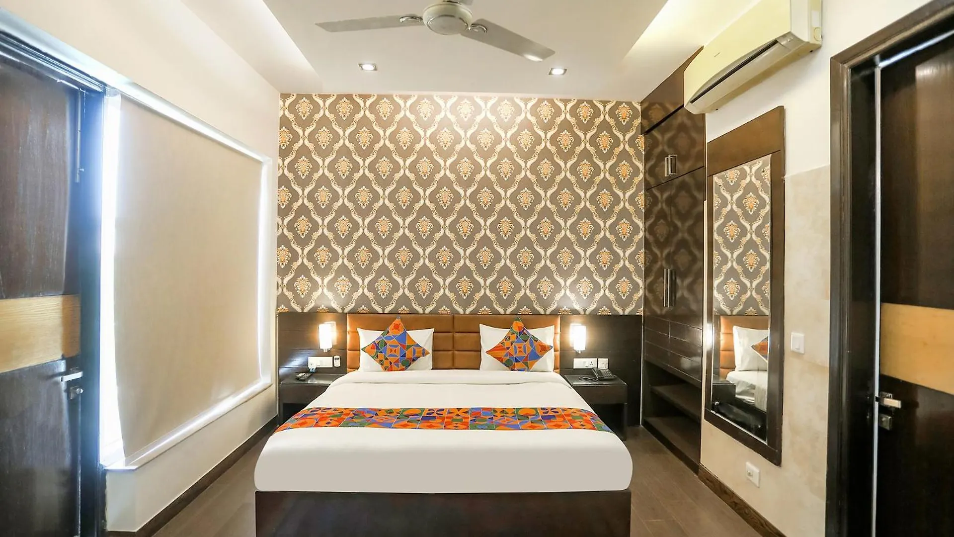 Fabhotel Rivlet Residency Gurgaon 3*,