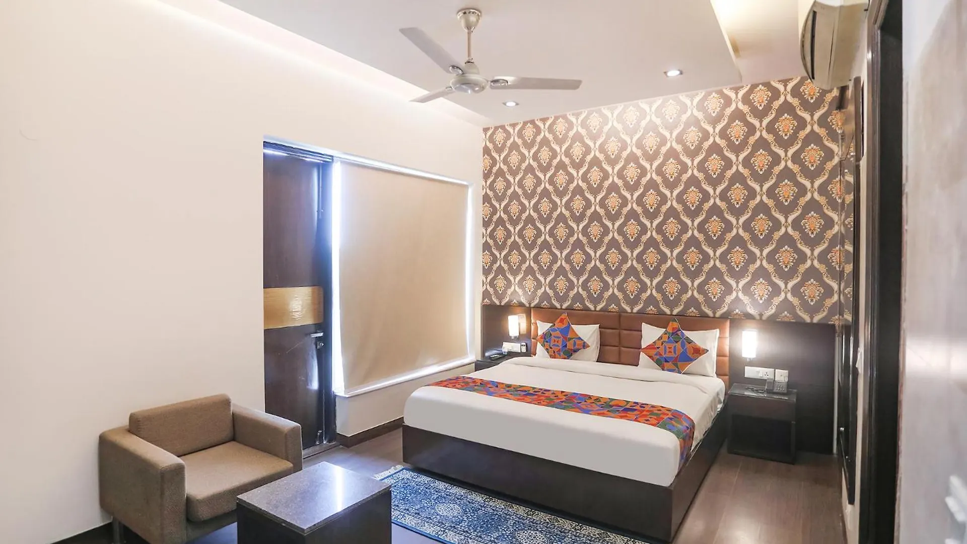 Fabhotel Rivlet Residency Gurgaon Hotel